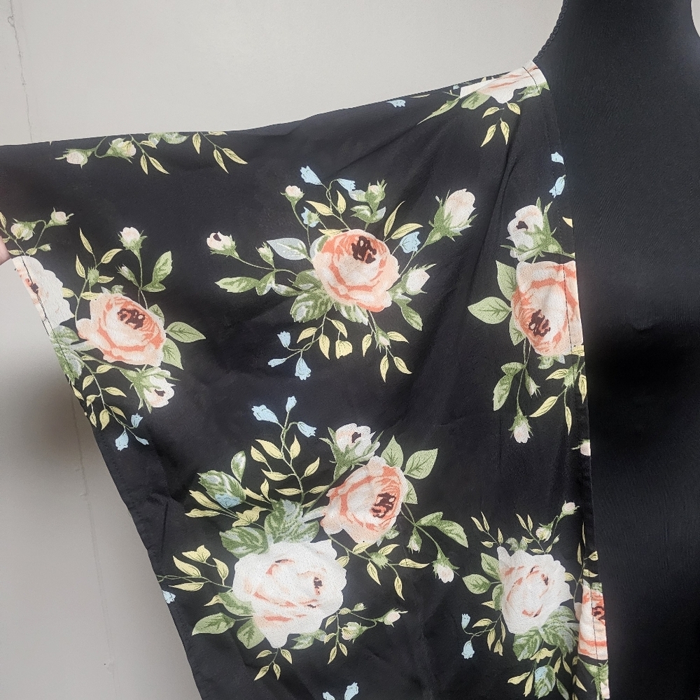 Amaryllis Rose Print Floral Kimono Poncho Swim Coverup Boho Beach Vaction - Picture 2 of 6